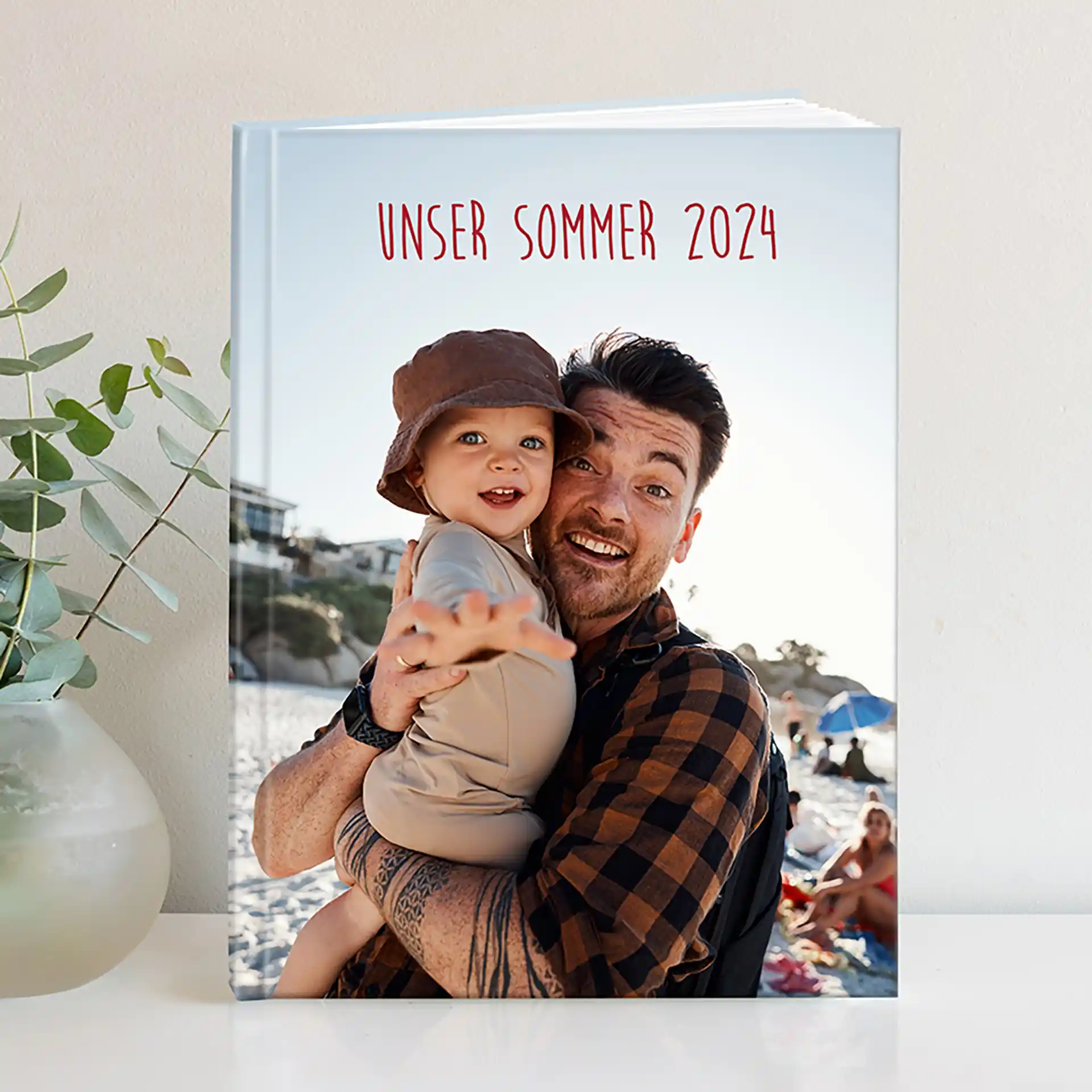 Fotobuch Premium im DIN A4 Hochformat: Hardcover mit hochwertigem Druck – elegante Präsentation Ihrer Erinnerungen in Premium-Qualität